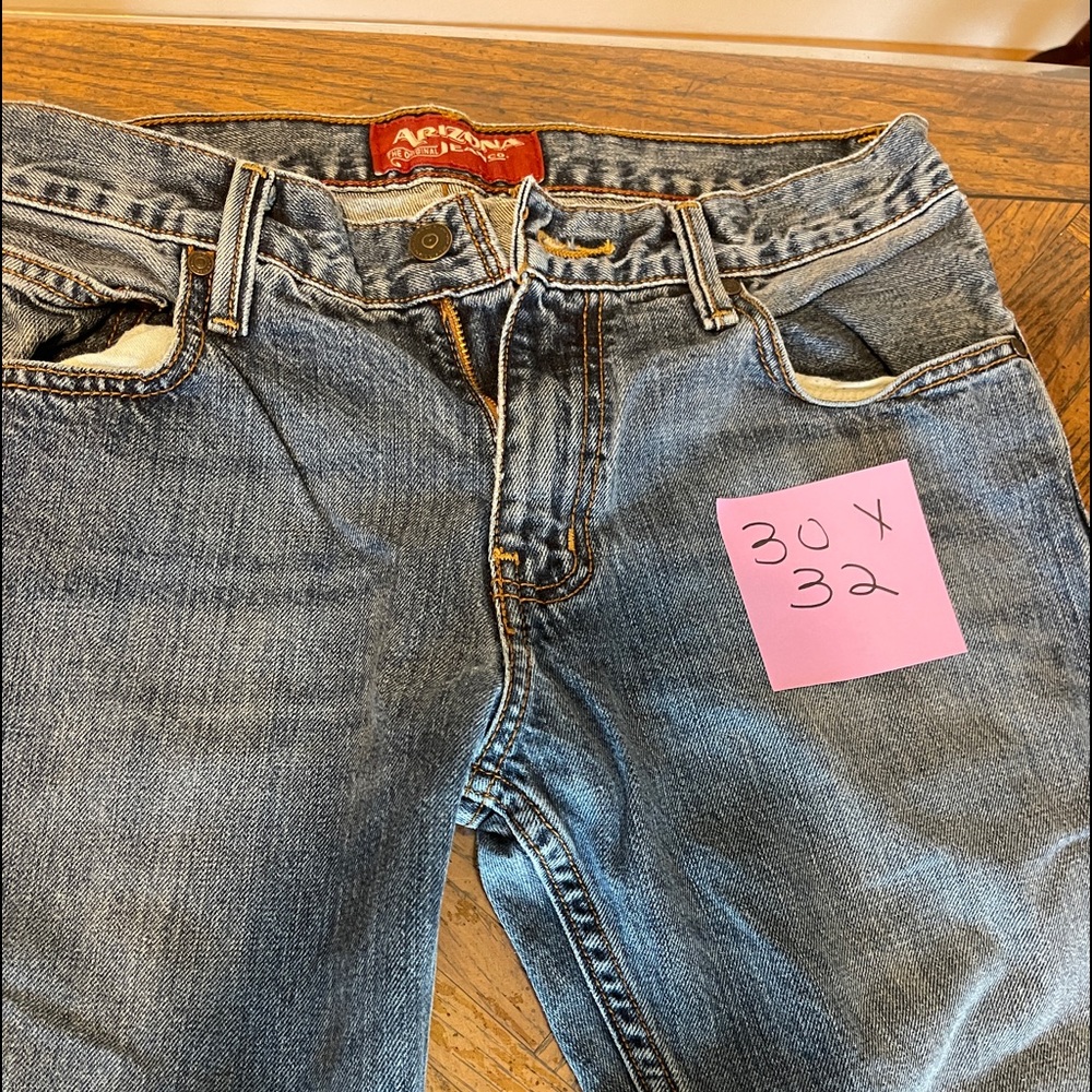Arizona jeans. 30x32